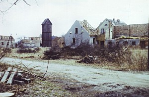 Weißagk während des Abbruchs. Blick zur Feuerwehr.